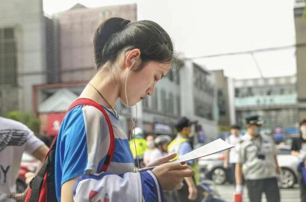 开源优配 2025年高考“爆冷”的4个专业，就业率极高，却很难招到学生！